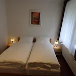 Zur Saale 2* Weißenfels