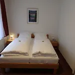 Zur Saale Hotel 2*