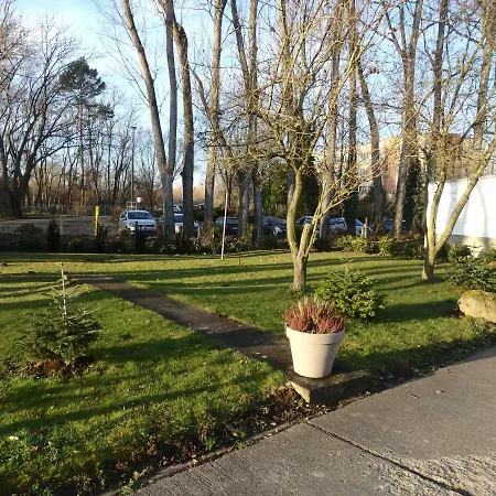 Hotel Zur Saale 2*