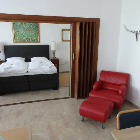 Zur Saale Hotel