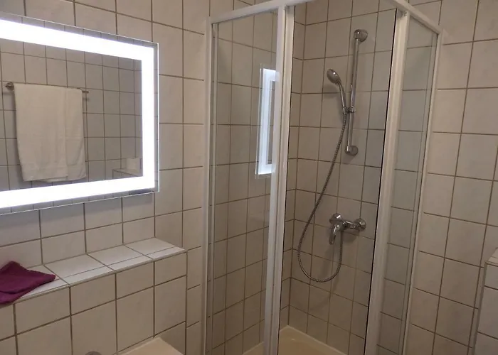 Zur Saale 2* Weißenfels